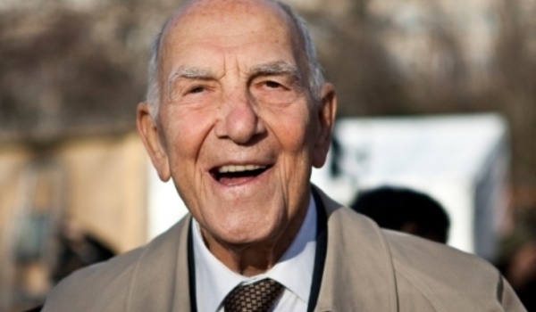 Hommage à un homme du monde, Stéphane Hessel