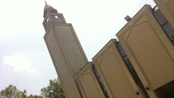 La voix de la Grande Mosquée de Lyon pour l'UOIF, accusée de terrorisme